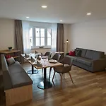 بيت ريفي Zum Roten Haus Andelfingen
