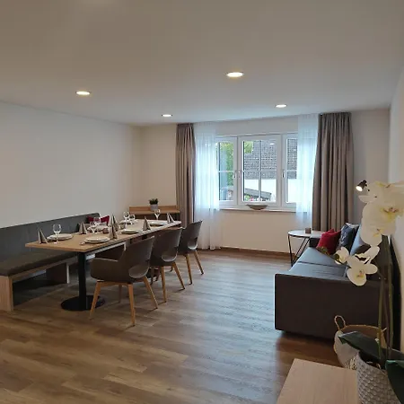 Zum Roten Haus 3* Andelfingen